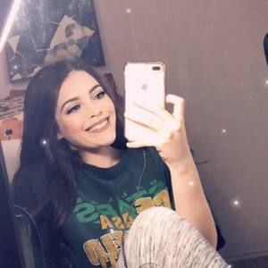 Meet your Posher, Lacey